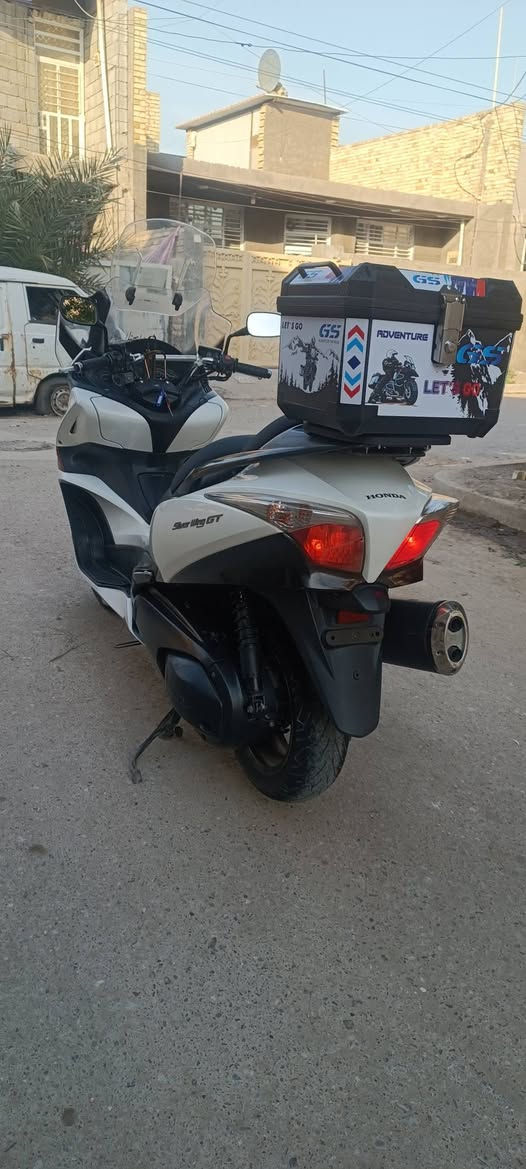 سلام عليكم للبيع سلفر ونج جيتي مكينه 400 اوفر تتفه بل يدات ماشيه 45 مكفوله كفاله عامه بلادي برغي مامفتوح بيها شرط الفحص كله شغال اي نقص ماكو شلعه معدل نعومه فول كفر بلادي مابي اي صبغ دراجه نضيفه للخير سعر 20 بيها مجال بغداد زعفرانيه ***********
