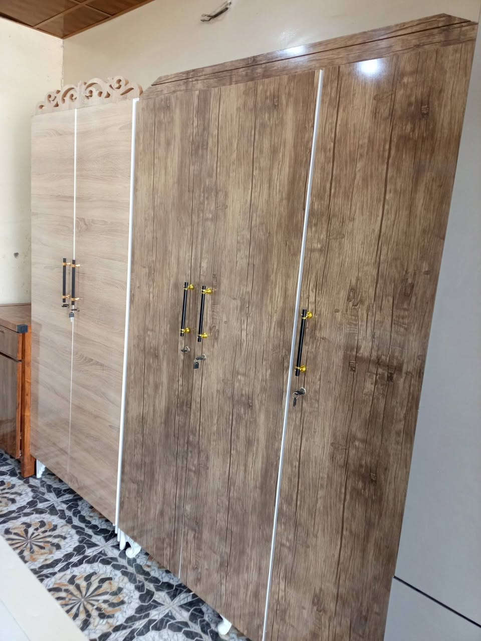 كنتور ٤ بوب جديد تفصال حطاطه السعر ١٧٥ كنتور ٣بوب تفصال حطاطه السعر ١٥٠ العنوان كركوك حي العروبه ***********
