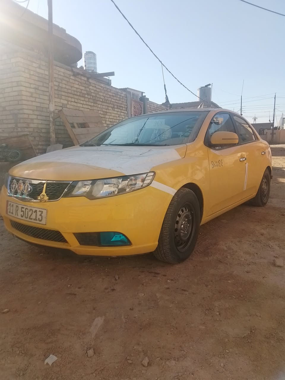 سلام عليكم فوتي 2013 للبيع سياره ماناقصهه شي كير مكينه مكفولات مجنبزه احله من صوره حادثهه جاملغ امامي سعر90بيهه مجال بصيط *********** مكاني بغداد
