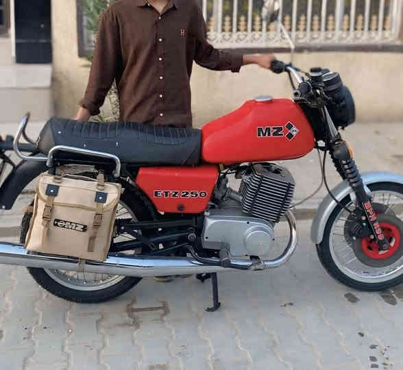 سلام عليكم مأطور ٨٢ رقم وسنويه بدون راعي  مأطور هستوه معمر كله جديد مكينه عسحك تشغليه وحده مشغله مأطور متعوب عليه ولميعرف أسعار تعمير ليشاطر وياي قوائمه موجودات من تاير لتاير كله جديد لحيم بلخشم فقط  كصه ٣عل فتح شرط  
مكاني نجف سعر ٢٢٥٠  رقمي ***********
