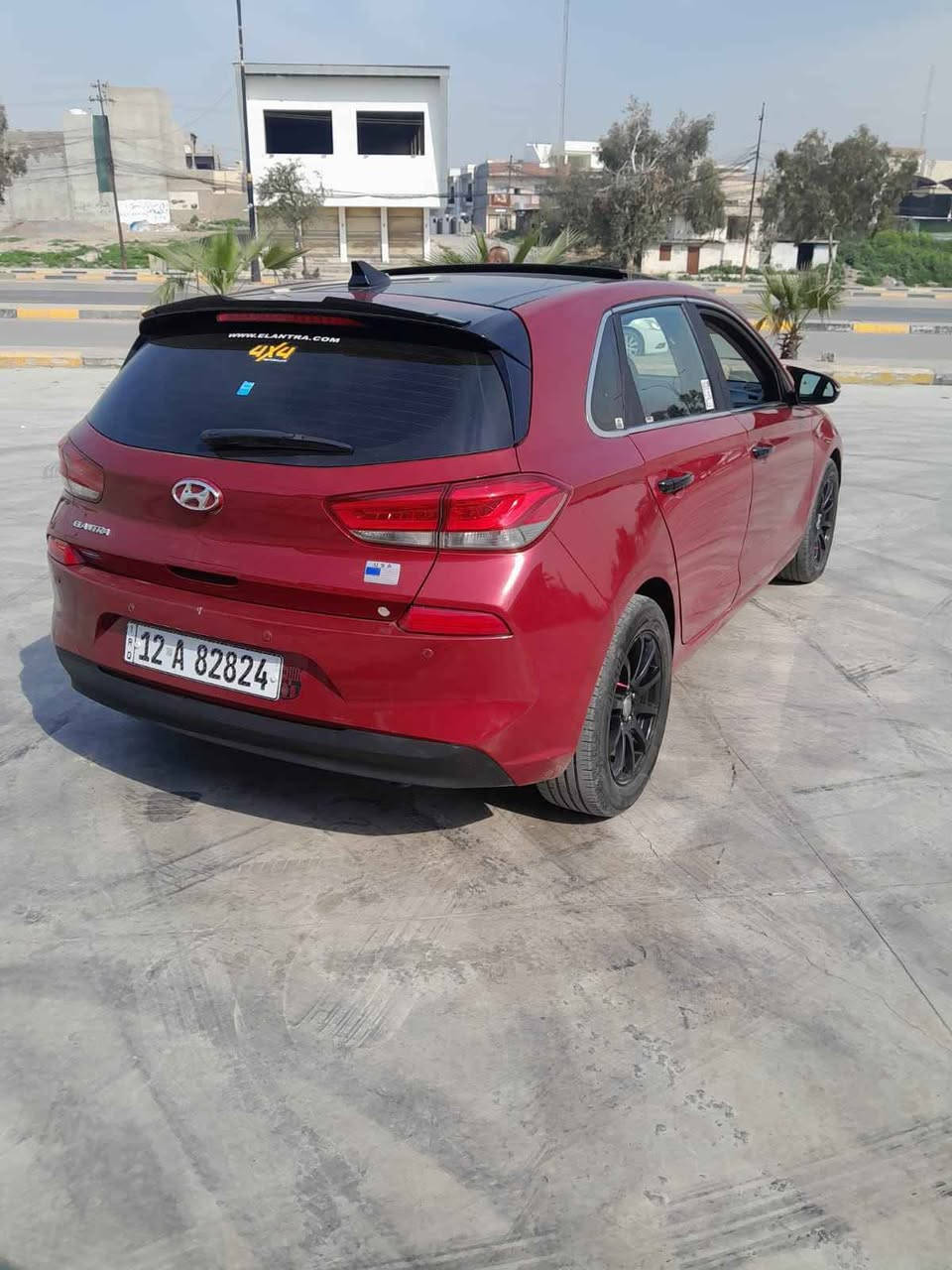 سلام عليكم النترا 2018 فول فول مواصفات متخلص سياره جديده ضرر باب خلفي مبدل اصلي فقط سعر 115 وبيها مجال بسيط *********** Singapore
