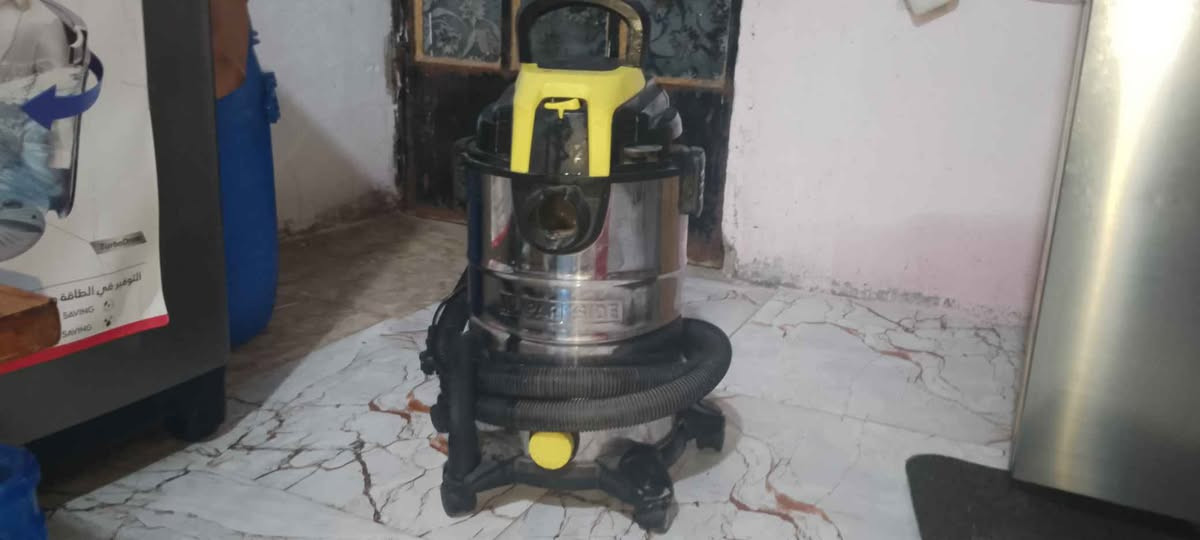 مكنسة كهربائية اخت الجديده وشرط الشغل نوع الماني اصلي 
ابي الخصيب محيله الشارع الوسط مقابل مضيف العوينات *********** البصرة, العراق
