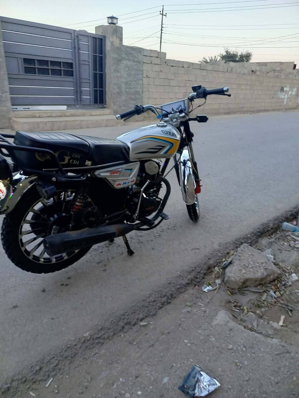 السلام عليكم دراجة سيفان سيبي اف كفالة عامة موديل 2025 سعر 800بيهة مجال العنوان  ديالى خان بني سعد الرقم ‏‪0773 196 2152‬‏
