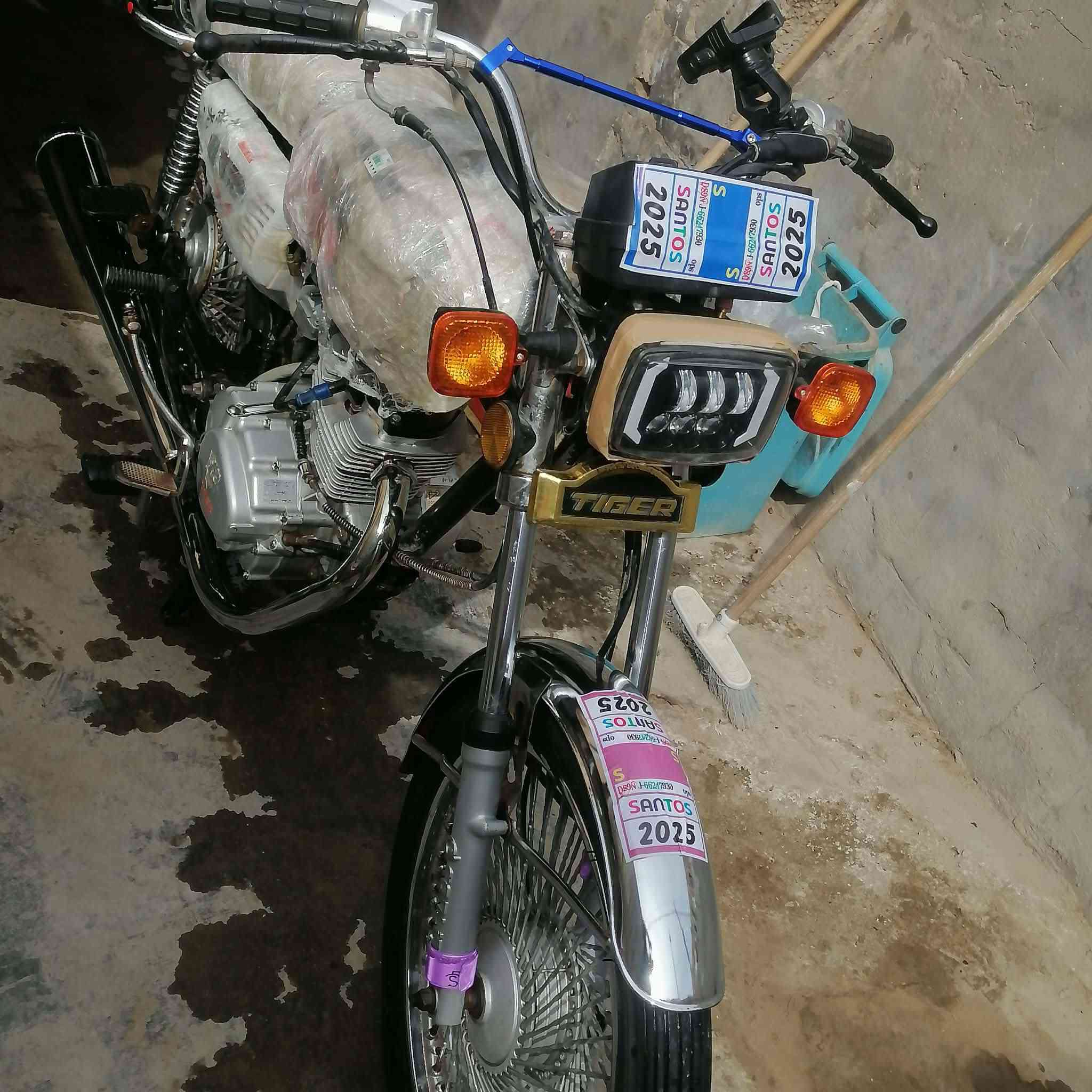 سلام عليكم درجة البيع موديل 2020 نضيف السعر 450 وبيه مجال المان بابل جبله رقم ***********
