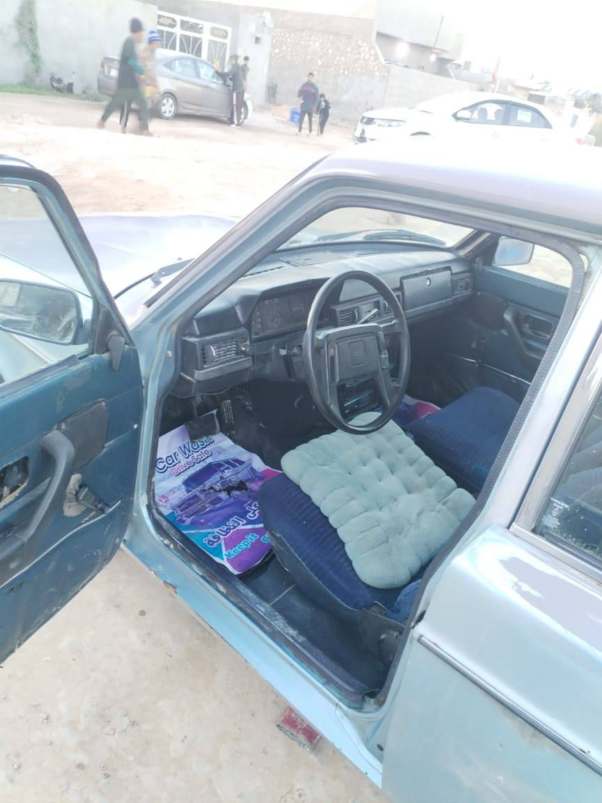 فالفو موديل ٨٠ رقم بغداد دولي سنويه إلى ٣٠ محرك بخاخ كير اوتو  بلاديه  بدون صبغ جارده فقط محرك وكير وحداديه وتخم تاير كله جاهز السعر ٤٧ بيه مجال بسيط للمعلومات تصل على الرقم *********** موجود وتساب
