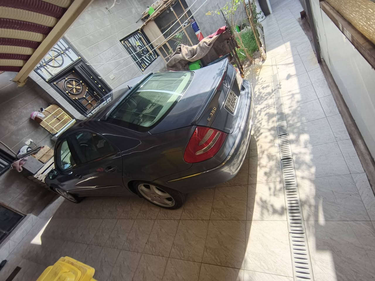 ‏السلام عليكم من رخصت الادمن المحترم *مارسيدس e350 *w211 *موديل 2006*رقم بغداد بسم ابن خالي بدياله الخالص سنويه تحويل ثاني يوم تنتهي 28*فول مواصفات * بردات بيبان خلفيه وجامه خلفيه يعني 3  بردات* سلايد روف*حساسات خلفيه*تجاوي رس كهربائيه* كشنات كهربائية* مثبت سرعه* ستيرن كهربائي* مسجل 6 أقراص* شاشه أعطال  كشنات كهربائية* تخم تاير حداده 95 %100 اماميه وخلفيه كلها نفظ*اصل دبل مو جوبلس *محرك 6 سلندر 350وكير لوك لاتنقيص ولا تبخير  بالكارتون*  كهربائيات كلها شغاله   لايت زنون شرط يعمي *امسويلها ادامه عامه شرط *تبريد ثلج❄عندي فابريتر الكدام ليكت سعرها 75 الف مكفولة من الضربه بيها دحجه جاملق الخلفي مرجعه حاريعني مو ضربه قويه بصيطه بدون دواخل موضحه بالصوره  صبغ عام جماليه فقط اثر جراد وخدوش لامعجون ولا خياس بديها يخبل *السياره نصبتها اتخبل واحله من الصوره* ويل كب حجم 18* وبعد بيها مواصفات هواي معروفه  فئه افنكارد السعر $  115قفل مستحيل اكو هيج سعر العنوان بصره أبي الخصيب بيع بدون امراوس فقط واتساب ***********2
‏
