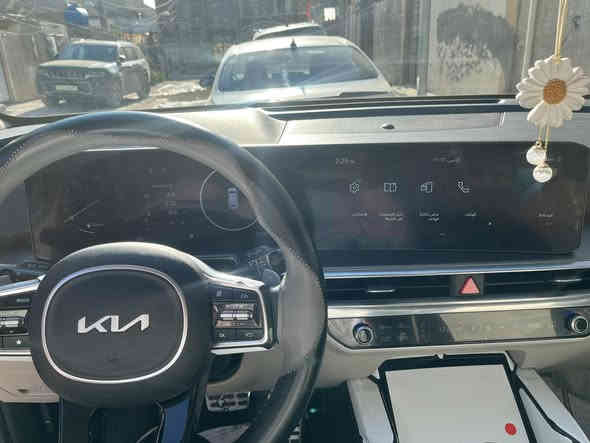 السلام عليكم 
للبيع 
الموديل : 2024 (خليجي)
كفالة عامة 
المحرك : 6 سلندر، 3500 سي سي
العداد: 22 كم
المواصفات:
كشنات مخمل وسويتلهم دوشمه ب٤٠٠ دولار درجه اولى
شفتات استيرن
كير ماوس
*مقاعد مخمل
* دخول وتشغيل بصمة مع تشغيل عن بعد.
* هاند بريك كهربائي مع صندوق خلفي كهربائي.                           إنارة داخلية متعددة الألوان
* عدادات رقمية متصلة مع شاشة وسطية كبيرة
* نظام عرض المعلومات
.Android Auto و Apple Carplay نظام *
* مكيف ثلاثي المناطق مع وحدة تحكم خلفية
* أنظمة قيادة متعددة ومثبت سرعة ذكي
* مرايا كهربائية قابلة للطي وتحكم آلي بالنوافذ
* المصابيح الأمامية والخلفية زينون مع كشافات ضباب
* نظام صوتي فاخر مع شحن لاسلكي
* حساسات أمامية وخلفية
* إطارات قياس 20 انج
* ⁠اللون أبيض
رقم بغداد باسمي تحويل ثاني يوم
* ⁠مكان السياره بغداد 
* للأستفسار على الرقم  ⁠***********
