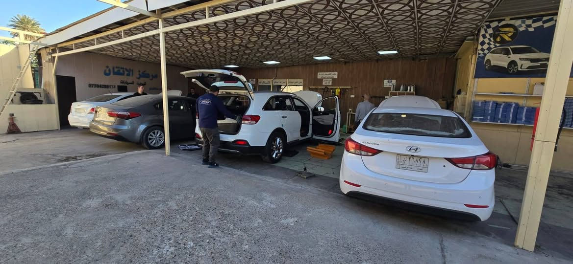 #اذا كنت تبحث عن الجودة وراحة البال 
احنا بانتظارك 
#اكبر مركز مختص بتبريد السيارات الكورية الحديثة 
#جانب من اعمالنا المنجزة 
#متواجدين كل الايام عدا الجمعة من ال٩ لل٣ 
#المهندس_عبدالرحيم 
***********
#الصليخ_شارع_المعارض_قرب_فلكة_مهدي_عماش
