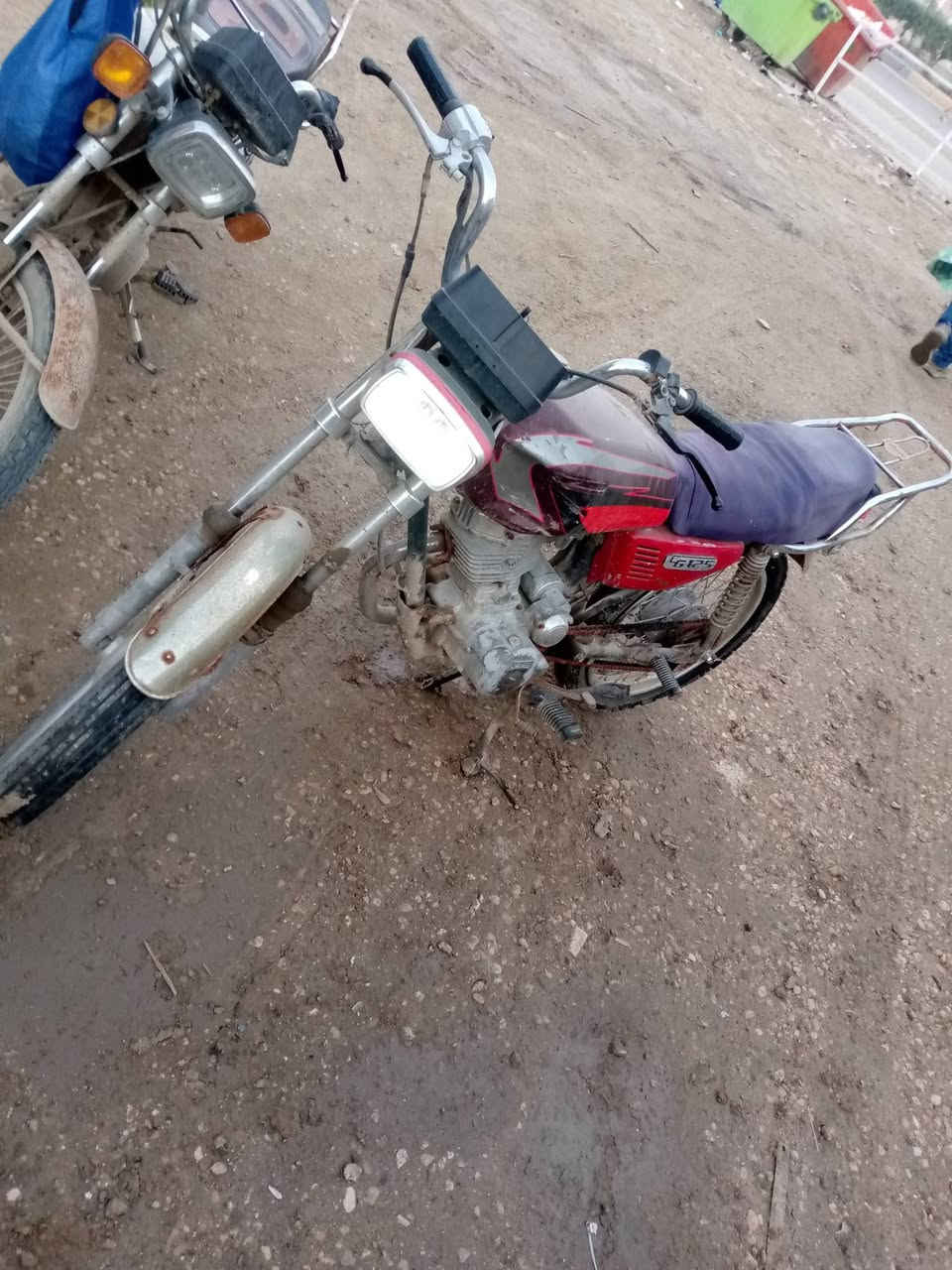 اسلام عليكم دراجة تايكر موديل 18كلك مكفوله من السرقه اكاتبك عليه المكان كربلاء دراجة بس بنجر اني ابيع هيج لا اتكلي اشبيه شوفته عينك الرقم ***********
