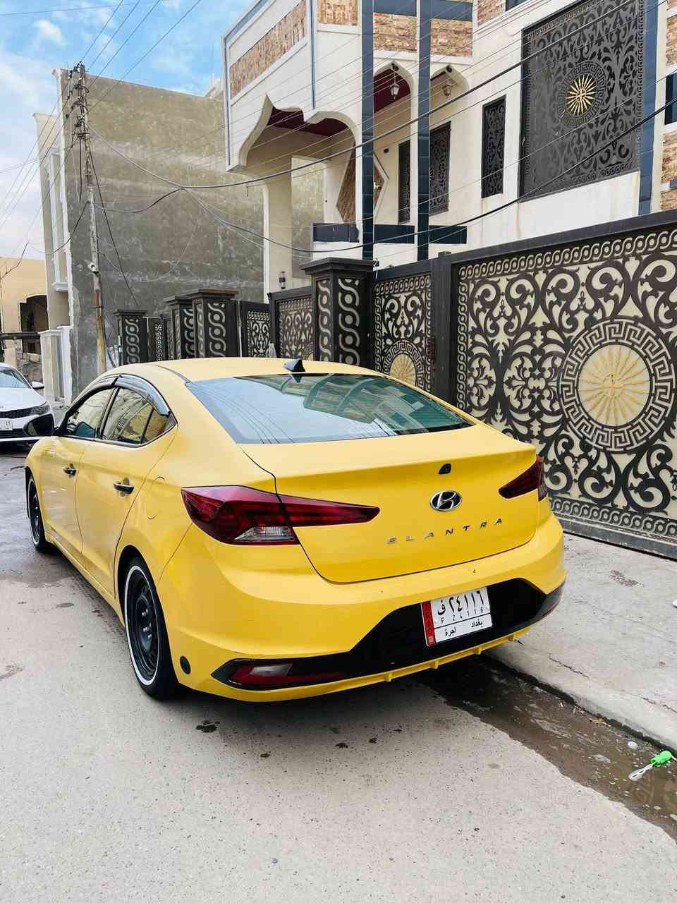 للبيع هونداي النترا
موديل 2019
وارد امريكي السياره فول مواصفات ليبل واحد تبريد ابيانو تخم تاير جديد   
حادث مرفوق بصور
كير : At. المرغوب 
بيه منظومه غاز 
السعر 138
رقم بغداد باسمي 
المواصفات 
#تحكمات #استيرن #بصمه #فتحه 
#شاشه #كامره 
#ثلاثه #وضعيه #انضمه #قياده 
#مثبت #سرعه
#مكاني #بغداد  #الغزاليه 
الاستفسار اكثر الاتصال على الارقام التالية 
***********
