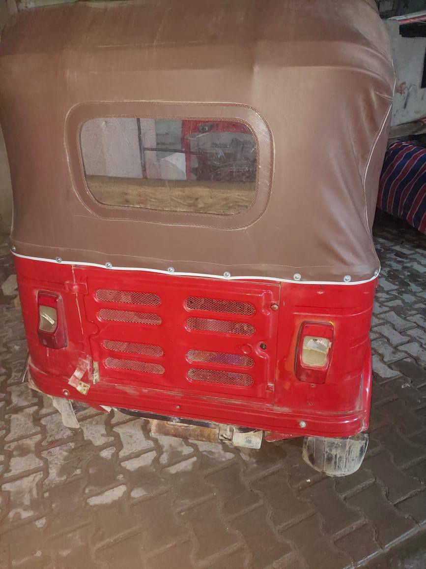 سلام عليكم تكتك باجاج مديل18 شوفت عينك الكشر وراقه كامله مليونين 750 بيها مجال بسيط/ ***********
