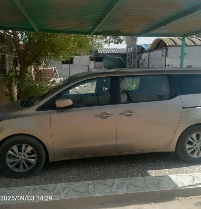 كيا سيدونا 15 وارد امريكي بيها 3 قطع صبغ
6سلندر 7 راكب المكان النجف الاشرف ناحية الحيدرية 
السعر 155 رقم الهاتف ***********
