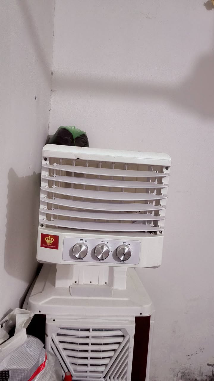 لللبيع جديده اسخدام شهر السعر ٢٥٠ العنوان الفظليه ٣سرعات كله شغال ***********
