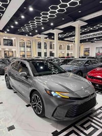 كامري XLE • ٢٠٢٥ • ٢.٥ لتر