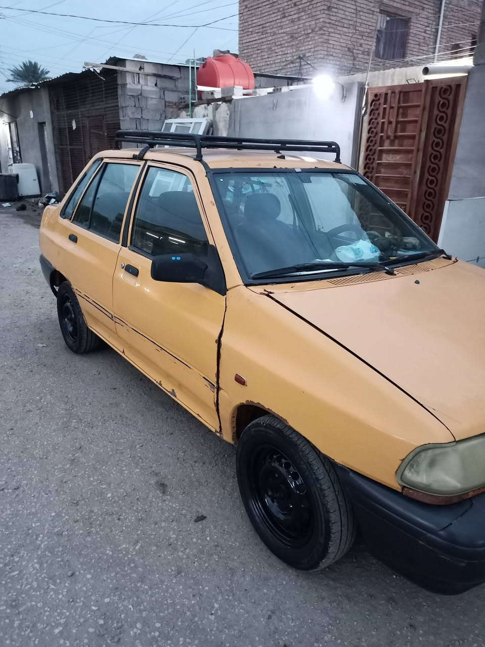 سايبه للبيع ابيع هيج حديده اكاتبك سرقه وعشائر سعر 6ورقات نقصهه باتري وشغلات بصيطه العلكايه شارع العريض قرب جامع حي الزهراء ع ***********
