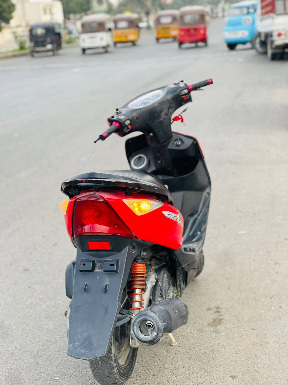 السلام عليكم للبيع ماكس ثعلب 140ماشبه 57الف حقيقي مكينه كفاله بلكارتون كفرات ختم واحد مكينه وكهربائيات جديده دراجه وخير من الله شلعه ومعدل كهربائيات كله شغاله مابيهن نقص دراجه مال جناي الله شاهد تاخذه وتترحملي ترايك وين متريد سعر
(550)رقمي

مكاني بغداد الجديده الامين الثانيه 
 ***********
