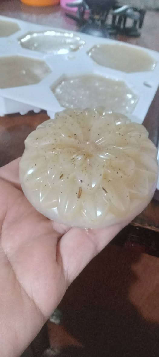 موجودصابون جلسرين العلاجية

مع اضافات عشبيةللتفتيح كلبان ذكروتمن عنبروعرق سوس

 وزيت بذورالعنب
وزيت جوجوباوزيت اللوز

1صابونةتعمل على تفتيح وترطيب 

2وشدالبشرة

3وتقليل الخطوط الرفيعة

4والتصبغات 

موجودبسعرالجملةوالمفرد

توصيل لكل المحافظات


**إذا كنت صاحب هذا الإعلان وتريد حذفه لأي سبب، رجاءا أرسل رسالة إلى الدعم الفني**