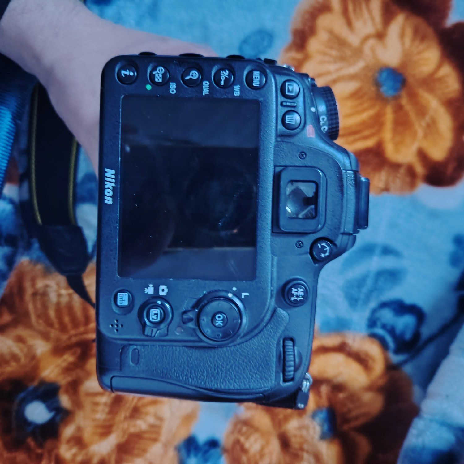 سلام عليكم
كامره للبيع نيكون 7100 نظافتها ميه بالميه
ملحقات
زوم رياضي 70_300 + كارتون الكامره + حزام كتف + جنطة + شاحنه + بطاريه.
الشتر 22 كي السعر 540 الف وبيها مجال بسيط للشراي

يوجد توصيل


**إذا كنت صاحب هذا الإعلان وتريد حذفه لأي سبب، رجاءا أرسل رسالة إلى الدعم الفني**