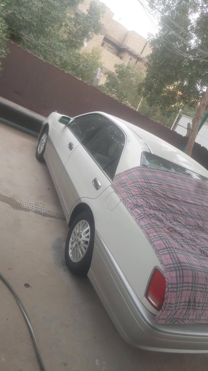 جنون 2002 ادوات
كفاله عامه اصل كرستال
حاويه دخول جديد
3 دكم خضراوي
اربع كشنات كهرباء
استيرن كهرباء
مكان حله 
***********
