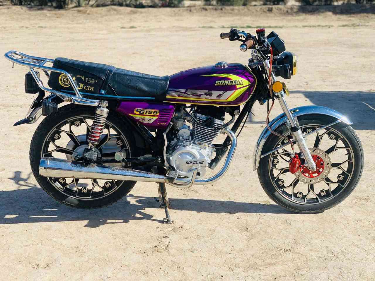 السلام عليكم دراجه سفانه للبيع موديل 25 أوراق كامله كهربائيات كله شغاله دراجه صاله شهر من طالعه من الوكيل كفاله عامه اي نقص مابيه لون مميز بصمات تشغيل عن بعد عداد  كتروني رزانه فول نهظه فول السعر 775 وبيه مجال اتصل وبيك خير وتدلل *********** وبيه واتساب
