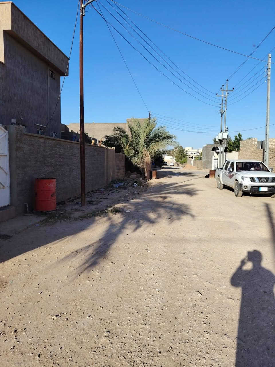 السلام عليكم 
للبيع قطعة أرض طابو صرف في حديثة حي المعلمين قرب مدرسة المعرفة ومجمع الدوائر الحكومة 
مساحة 440 متر
السعر خاص
عنوان المكتب/ الأنبار/ حديثة/ حي العسكري/ مقابل أسواق علي نصيف للاستفسار الاتصال على الرقم 
***********
