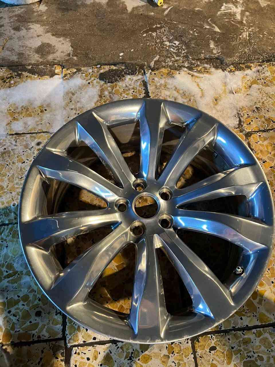 السلام عليكم ويل للبيع موزه جديد  20/45/245 
العنوان البصره المعقل الابله السعر 350وبي مجال قليل ***********
