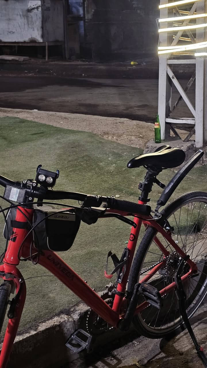 C700 للبيع
بدالة امامي سرعتين
بدالة خلفي ٨ سرعات
حجم ٢٨
ما بي اي نقص مجرد خلل بالويل الامامي 
250 و بي مجال بسيط لان مضطر على فلوسة
***********
مكاني البياع
