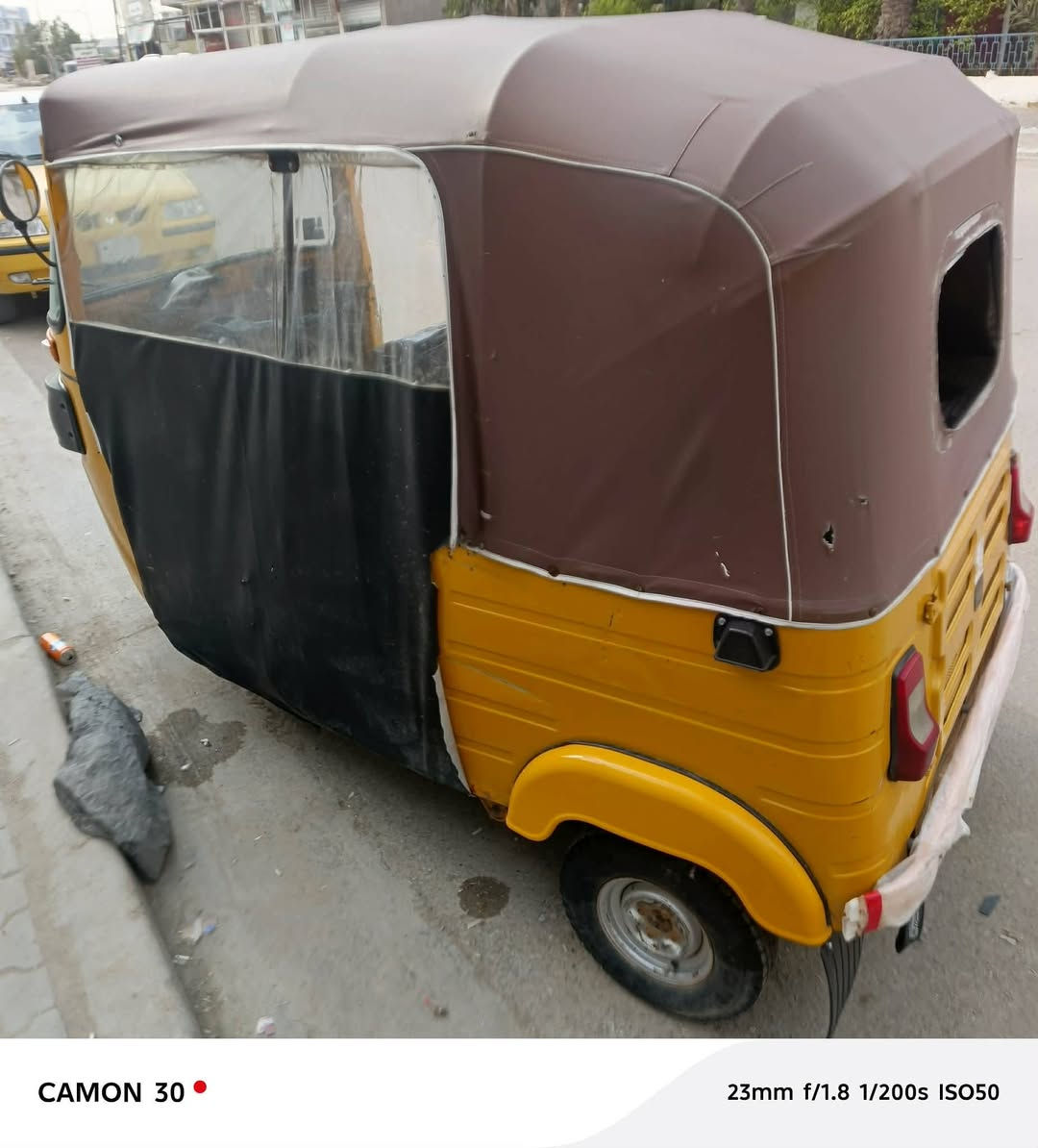 السلام عليكم شباب تكتك موديل 20 كامله مابيه شي شوفت عينكم حلوه مرتبه تحويل ثاني يوم مكاني محموديه سعره 6500 وبيها مجال لشراي يتصل  *********** محمد فالح
