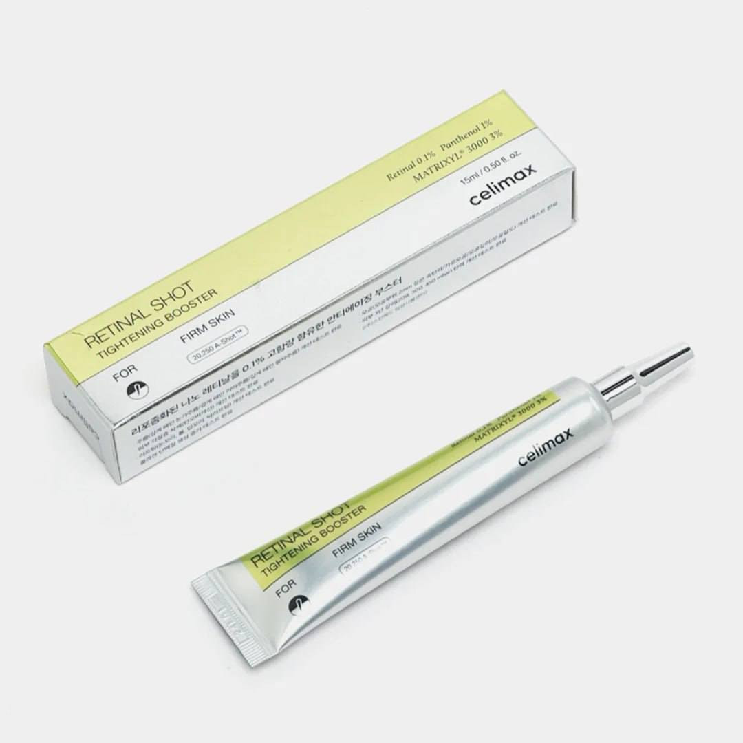السيروم الترند وصل عندنا 🤩🌟 !!!
سيروم "ريتينول شوت" من سيليماكس 💚✨

مُنتج للعناية بالبشرة ، يشتغل على شد البشرة وتقليل التجاعيد والخطوط التعبيريه 🌟
اللي يميّزه تركيبته الفعّاله اللي تحتوي على تركيز من الريتينول، وهوا زي مانعرفو عنصر فعّال في مكافحة علامات تقدم السن وتحسين مظهر البشرة 🫧

فوائد سيروم "ريتينول شوت": 
🌟 شد البشرة
🌟 يعمل الريتينول على تجديد الخلايا وتحفيز إنتاج الكولاجين، وهاده اللي يساعد على شد البشرة وتقليل الترهلات 
🌟 تقليل التجاعيد ، وهاده اللي بيعطي البشره مظهر أصغر بسنوات 
🌟 توحيد لون البشره 
🌟 تفتيح البُقع الداكنه والتصبغات 
🌟 تحسين ملمس البشره
🌟 الريتينول عنده مفعول جداً على المسام ، يصغّر حجمها بشكل ملحوظ 
🌟 الميزه الأهم اللي ممكن الكل يستغربها ، ريتينول شوت عكس باقي مُنتجات الريتينول لانه يحتوي على مواد مرطّبه ومهدّئه للبشره ( زي البانثينول ) ، وهاده اللي بيخليه يشد البشره ويقلّل التصبغات بدون مايجففها 

. 
. 
#اكسبلور_فولو #ريلز_explor


**إذا كنت صاحب هذا الإعلان وتريد حذفه لأي سبب، رجاءا أرسل رسالة إلى الدعم الفني**