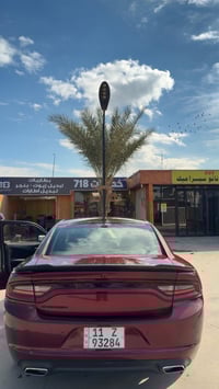 Dodge charger أو مراوس للبيع  رقم بغداد  مكينه 3600 فول مواصفات عده فت...