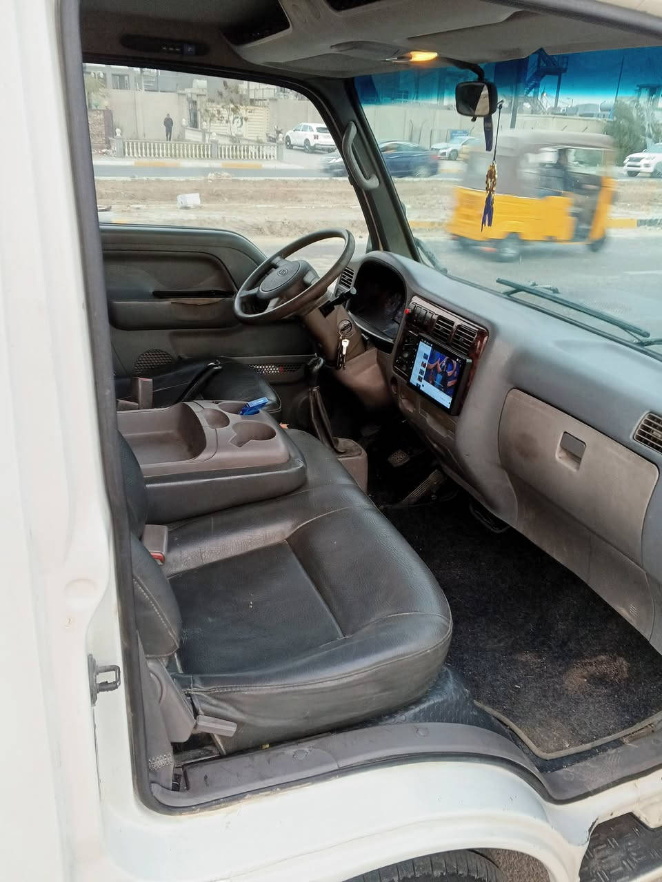 سلام عليكم ام عيوان 2000بسمي مكفوله عده مساطر البدي كير محرك اكسن شاصي صدر مكفولات مكان بغداد العبيدي السعر 88رقمي ***********
