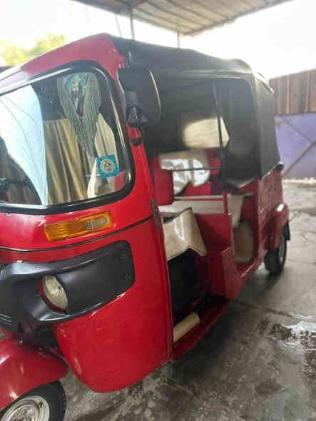 تكتك 2018 للبيع 4ونص رقم وسنويه وهزه الاتصال على الرقم *********** بالحريه
