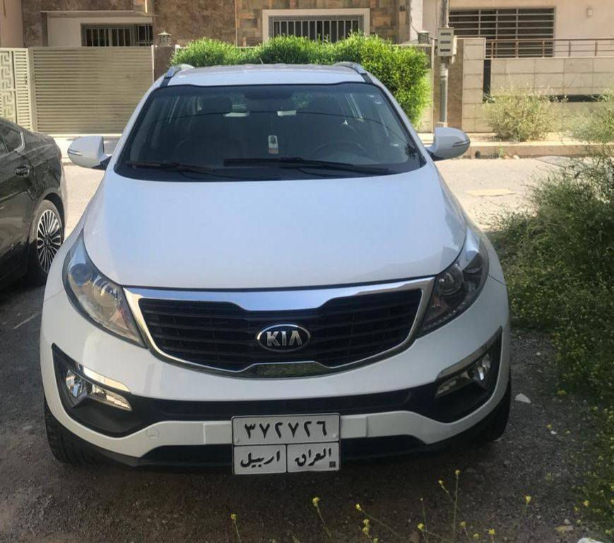 سبورتج ٢٠١٤ خليجي لون ابيض
رقم اربيل 

ماشيه ٩٣,٠٠٠ 

مكفولة كفالة عامه 

المواصفات نص فول عدا البنوراما 

الهزة جديدة فقط تحويل 

السيارة بأسمي 

السعر 16,000$

يعني 160 ورقة بيهة مجال

***********
مكان السيارة أربيل
