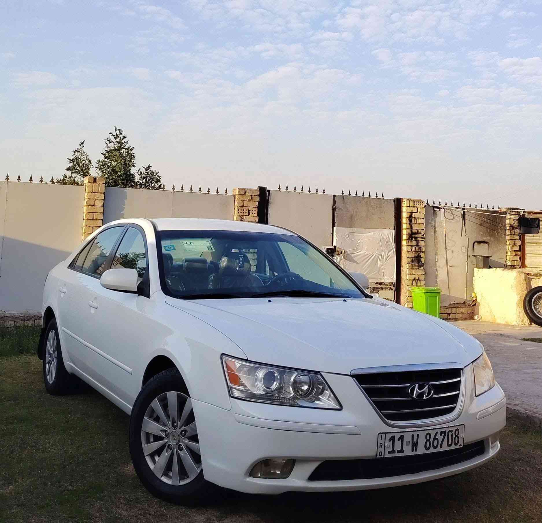 هونداي سوناتا
موديل 2009، محرك 2400
رقم بغداد الانكليزي وارد امريكي، كلين، بأسمي، صبغ عام اثر جراد (للجمالية)
السيارة ليبل واحد
تخم تاير، تبريد ثلج وتدفئه ممتازة وكير ومحرك وصدر أمامي وخلفي كله ممتاز السيارة خير من الله ((واحلى من الصور جدا)) على ادينه (جديدة)
مواصفات السيارة
سويج ريمونت ، لايت بلوجكتور زنون، ويل كب 5 
اواكس، تحكمات، مثبت سرعة، نظام Eco
سعر 108
للاتصال *********** واتساب.
