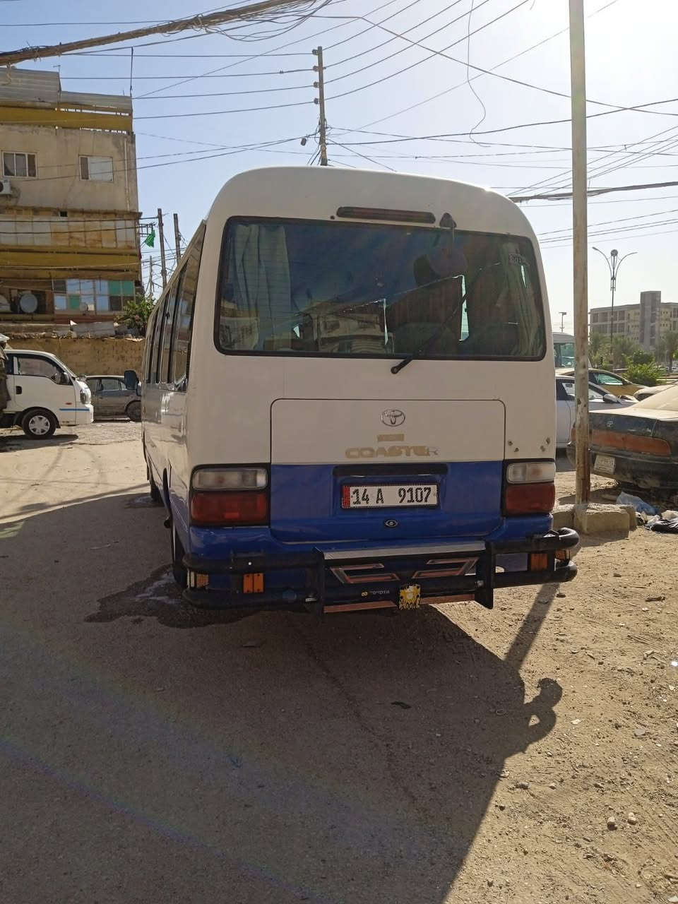 السلام عليكم كوستر للبيع موديل 2002بصره نكليزي بسمي مكينه كيرحداديه جددمكاني كربلاء مكلف بلنشرالسعر 170ورقه مصبوغه عام تبريدشغال ***********
