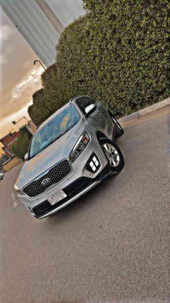 السلام عليكم شباب 
سورنتو 2016 امريكيه بيهة صبغ بنيد وباب خلف السائق (كلير)
مواصفات نص فول 
كشنات تدفئة وتحكم كهرباء 
سبعه راكب 
دفع رباعي 
المحرك والكير بحاله جيدة 
تخم تاير جديد 
السعر 160 ورقه 
الموقع اليرموك 
للاستفسار ***********
