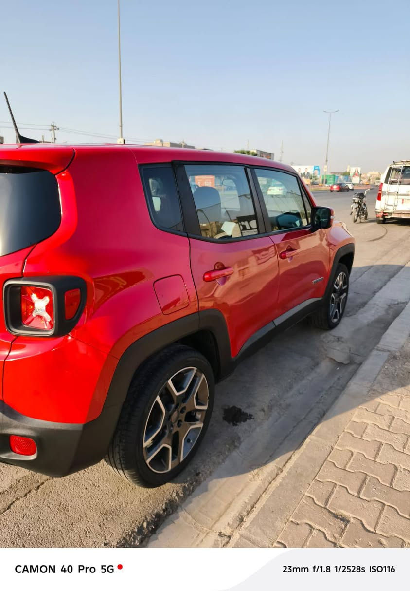 سلام عليكم سيارة Jeep 21 رنگو
تحويل ثاني يوم 
سيارة حزام صبغ بدون قمارة بدون تكم 
كير و محرك بشرط 
 تخم تايرات صدر حدادية كاملة 
سعرة بلاش٩٥ورقة 
باقي تفاصيل السيارة عل خاص أو اتصل برقم 
***********

