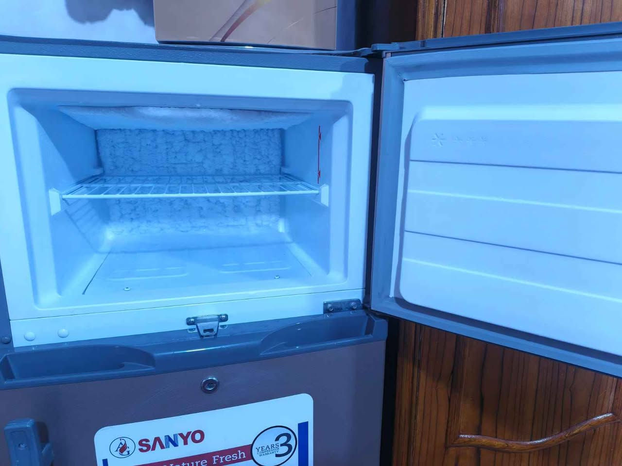 ثلاجة كلش نضيفة استعمال موسم واحد رايدها ب 250 وبيها مجال مكاني بصرة التنومة التواصل علخاص البصرة, العراق


**إذا كنت صاحب هذا الإعلان وتريد حذفه لأي سبب، رجاءا أرسل رسالة إلى الدعم الفني**