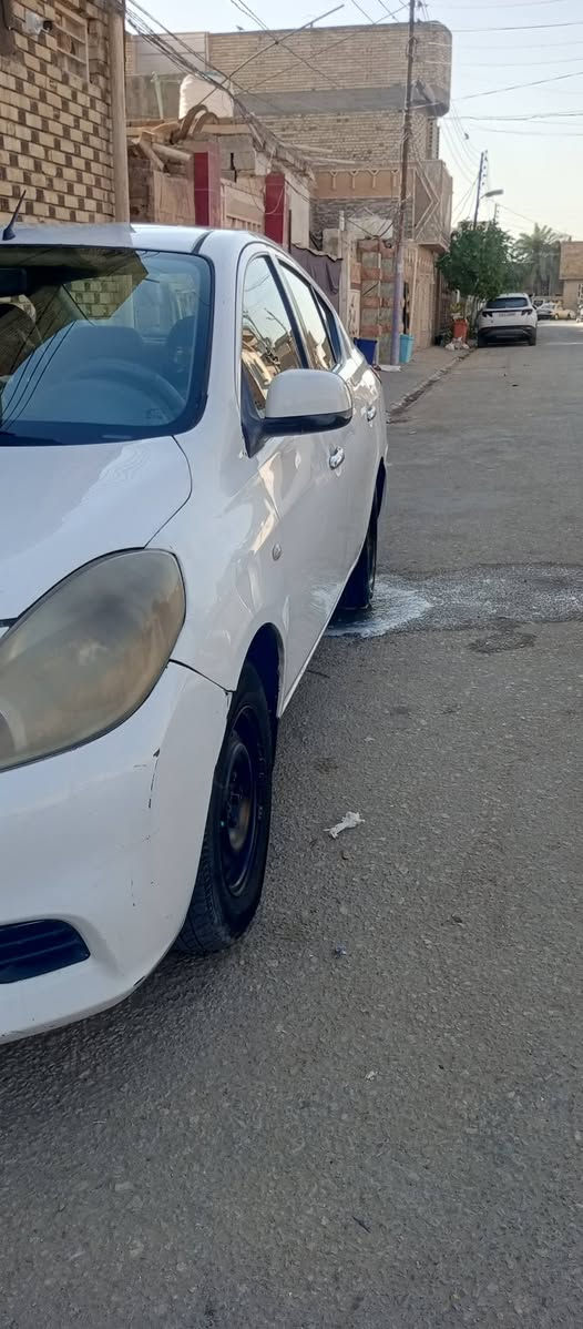 السلام عليكم
نيسان صني موديل 2014
بيه الجاملغ الخلفي الحداديه جديد التبريد شغال السياره جاهزه ما ناقصه شي 
السعر 71 ورقه
للستفسار *********** كوفه حي ميسان

