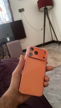 السلام. عليكم ايفون 17 برو ماكس جهاز جديد صارلي ١٠ ابام فاتحه حيل بطار...