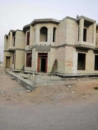 ملعب العامريه • ٣٠٠م • ٤ غرف