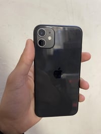 ايفون 11عادي للبيع مستعجل 07731663095