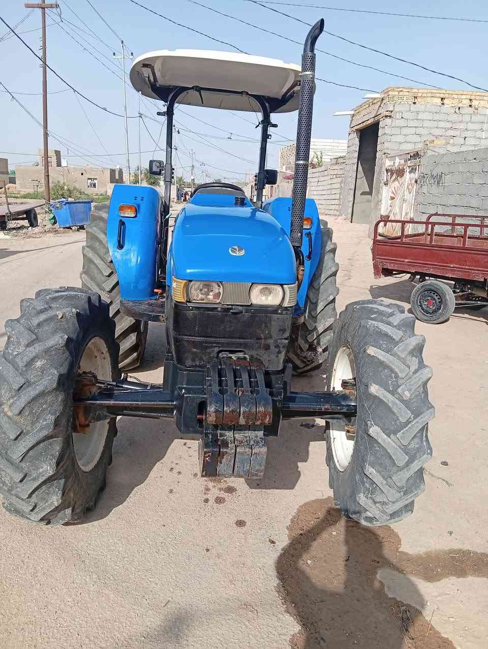 للبيع نيوهولند موديل 13مكينه مكفوله سنويه نكليزي بسمي 
رقم بابل مكاني نجف ناحيه القادسية ***********
