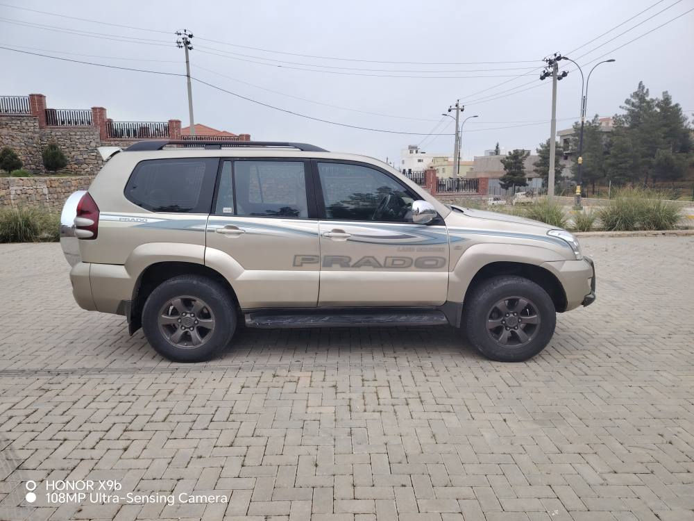 تویوتا پڕادۆ مۆدیل 2004 کامل بۆیاخ V6 مەکینە وەنەوشە دەبڵ ئەکسل سوکە شانێکی داوە چوار تایەی تازەی لەژێرە گێڕومەکینەو ئەکسلی بەشەرت سەنەوی بەسەرچوە داشبوڵ وەنەوشە فۆڕمیگا لە هەڵەبجەی شەهیدە ***********_*********** حلبجة, السليمانية
