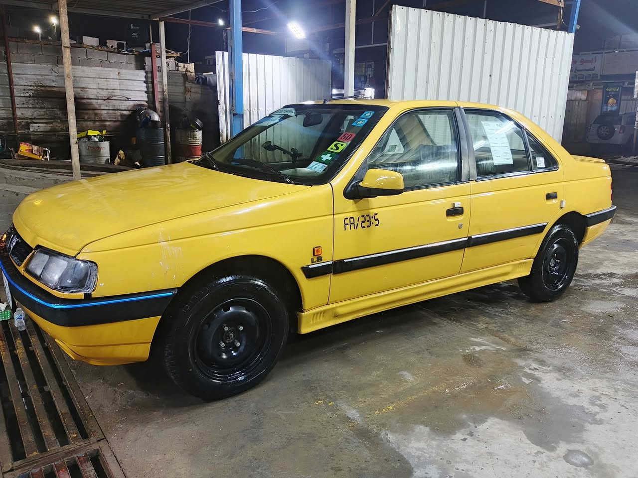 بيجو لميس 2015 كير محرك خير من الله لا صبغ ولا تبديل بس بارد على كد شبر بالجاملغ الايمن صدر خلفي امامي جديد تخم تاير جديد سنويه جديده رقم انكليزي جديد بأسمي هيئه وغرامات مصفره سياره جاهزه كامله مكمله كبل للشارع
العنوان بغداد الشعب  السعر 44

شرط التحويل

***********
