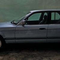 بي ام ٧٣٥ • ١٩٩٢ • بدون صبغ