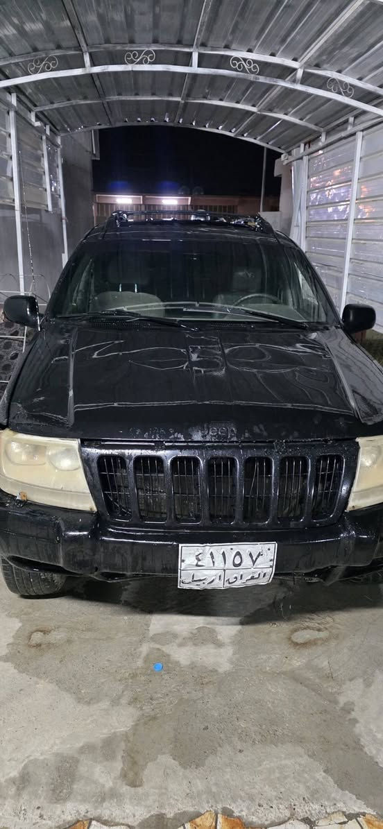 السلام عليكم سياره مال ساحات بدون ارقام
جب شيروكي كير ومحرك شرط 
محرك بطه ثنين ونص
والباقي شوف العين 
السعر 16 وبيهة مجال 
بيع مستعجل 
الاتصال ***********
