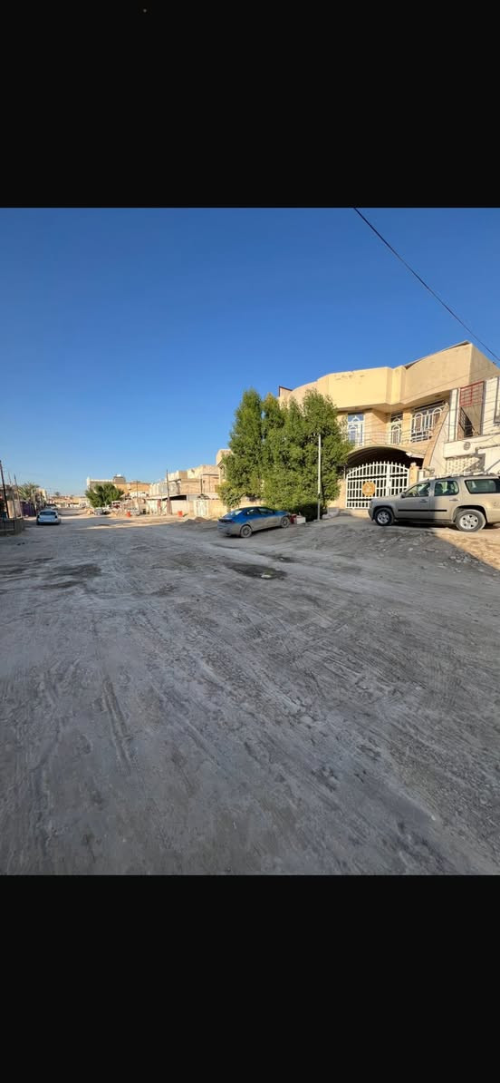 يالله 
سلام عليكم 
دار لبيع 
(طابرو صرف )👌

مساحة 180🏠

بناء حديث 2017

يبعد عن شارع العام 50متر  يبعد عن الجمعيه 500متر
📍

بناء طابقين طابق الثاني يحتوي عل 3غرف نوم + كليدور +مجمع صحيات 

الطابق الرضي يحتوي عل مطبخ +استقبال + كليدور +غرفت نوم +مجمع صحيات 
+منوار  و ترك خلف البيت

البيت يحتوي عل (4) غرف نوم 🛌 

📞للاستفسار رقم الهاتف 
*********** وتساب 🤙📱
عنوان شارع الحسنيه شارع 60
