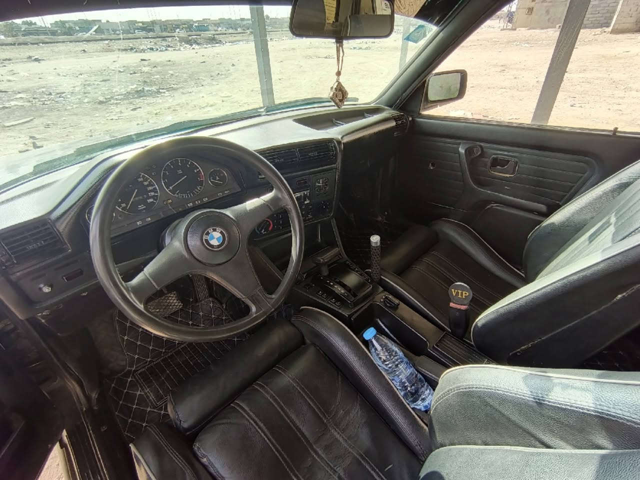 بي ام زعره  BMW
زعره محرك 20 مفتوح كير اوتو كهربائي 3 انضم قياده

تبريد شغال ... دواخل جلدM جديده

كهربائياته كله شغاله لايت زنون سوار ابيض

السياره حلوه ونصبته حلوه

رقم بغداد مجدد باقي فقط على . ستلام الرقم ومتاخر ما ستلمته مستلم سنويه جديده

للستفسار والشراي يتصل ***********
السياره مكانة البصرة 
سعر 39 منزل سعره مال بيع مستعجل
