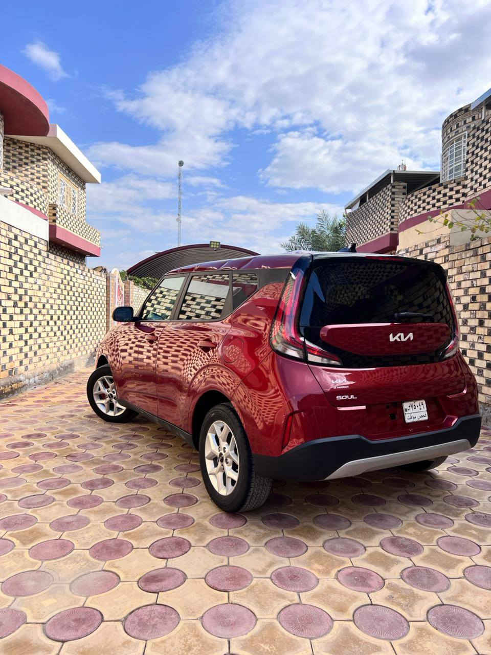 سلام عليكم
كيا صول 2024
اللون مشمشي مميز بجم كبس
وارد أمريكي حادثهة ابواب ثنين وجملغات أمامي وخلفي
كما موضح بالصور
دخول جديد رقم فحص 
مكينة ٢٠٠٠ دوش

مواصفات LE 
رادار أمامي 
كشنات جلد احمر مطعم باسود
رادارات جانبيه مع نقاط عمياء
تحديد مسار 
مثبت سرعه 
تلفزون شاشه تحكم 
كيجات دجتل
ويل كب مع تخم تاير شركه
عداد المسافه 19 الف مشي امريكا
السعر 138
باقي التفاصيل
***********
